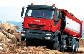 IVECO Trakker:    